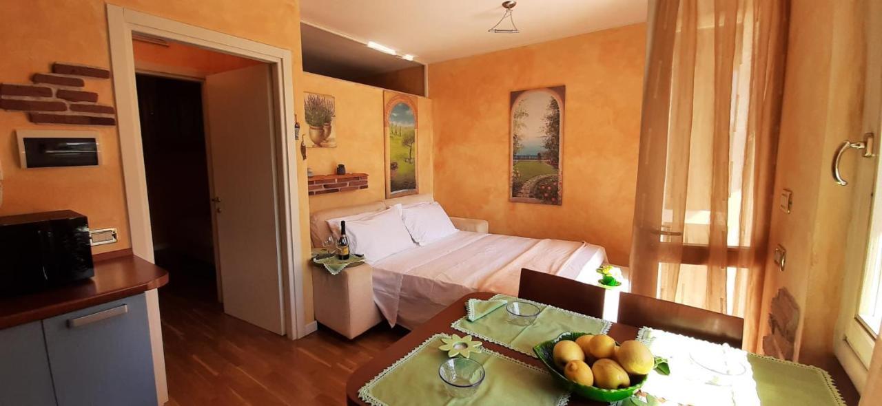 Holiday House Sole Сало Экстерьер фото